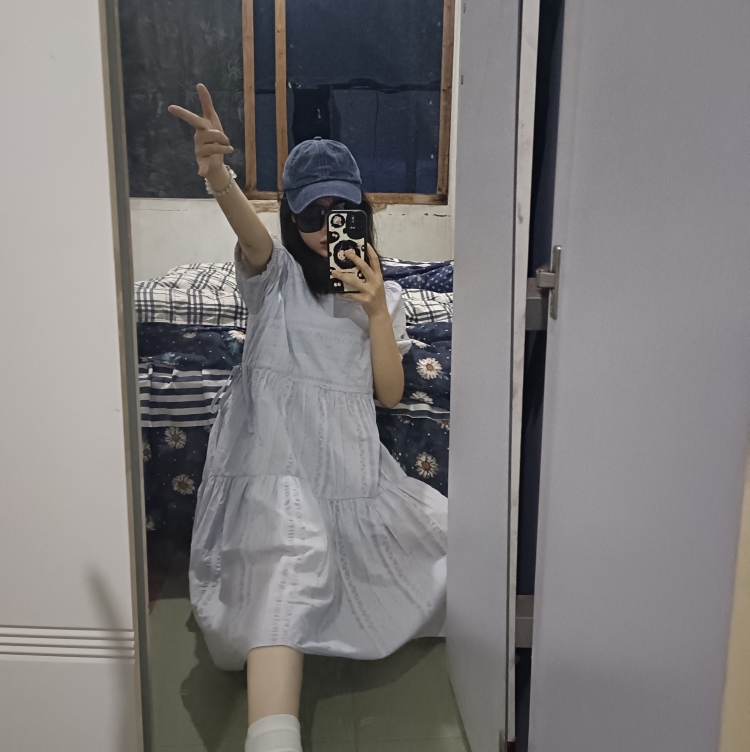 🥕-湖南省·长沙市·长沙县--身高155，体重92，微胖，衣服上身效果好看的，有好的拍照技术，可接寄拍送拍，拍买家秀图，app展示