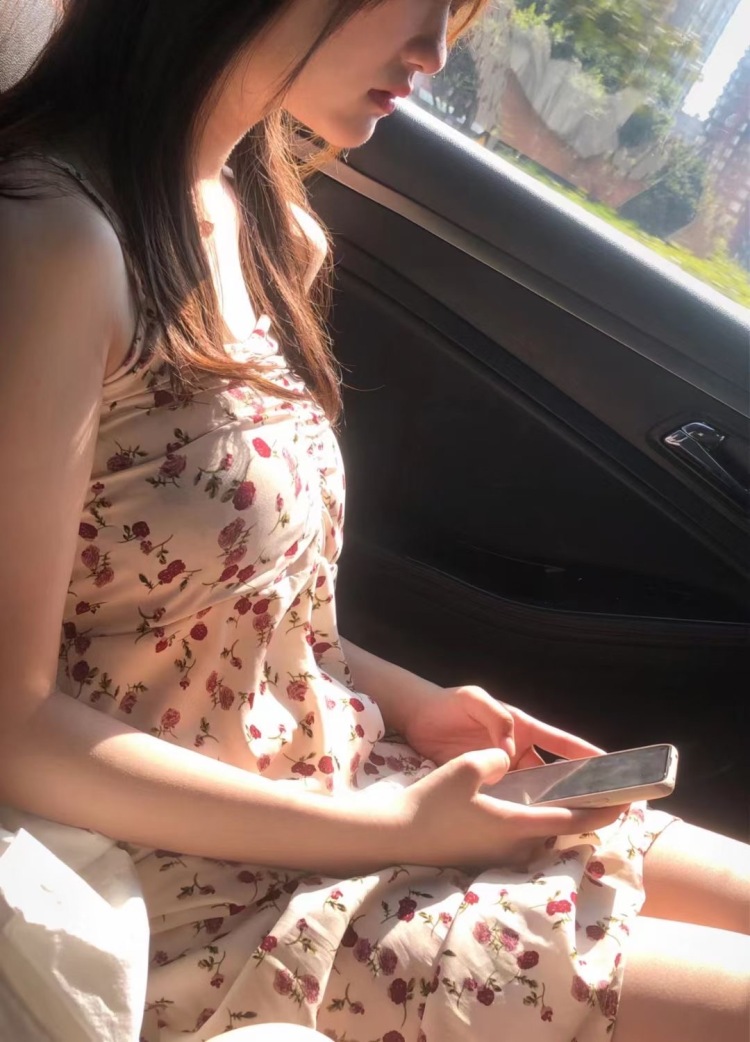 蜡笔小熊-重庆市·重庆市·渝北区-抖音 微博 某红薯-接寄拍/送拍 爱拍照 会p 图 热爱生活 想要接单接单
年龄:18
身高:163cm
体重:51kg
坐标:重庆市·重庆市·渝北区