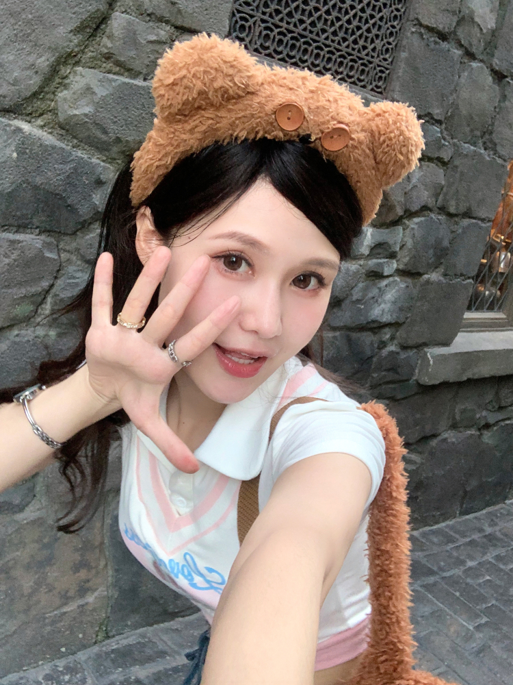 夏夏-浙江省·嘉兴市·桐乡市--摄影师,会拍照,有专业设备,身高165.体重98斤。形象好,气质佳,出图快