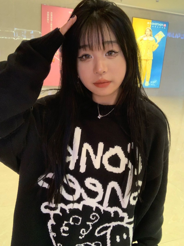 小恬-湖南省·衡阳市·珠晖区--在校女大学生 时间多 爱穿搭 有美商 会化妆会拍照会修图会剪辑 能尝试各种风格 接寄拍送拍服装化妆品小首饰都可以 目前某音600+粉丝 某右1000+粉丝 可以推广