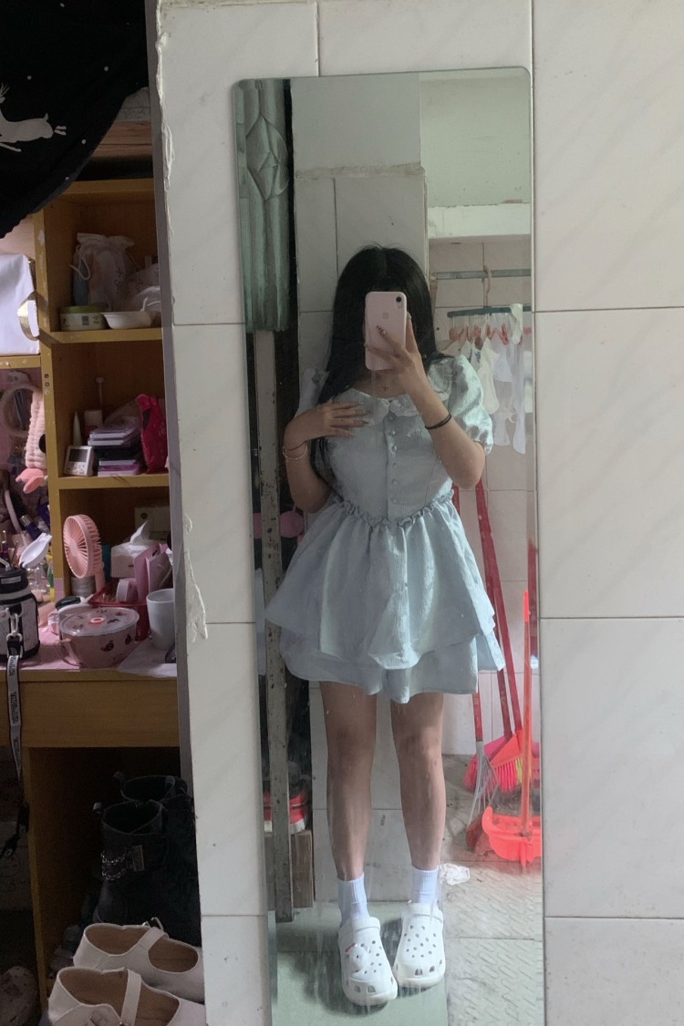 小恬-湖南省·衡阳市·珠晖区--在校女大学生 时间多 爱穿搭 有美商 会化妆会拍照会修图会剪辑 能尝试各种风格 接寄拍送拍服装化妆品小首饰都可以 目前某音600+粉丝 某右1000+粉丝 可以推广