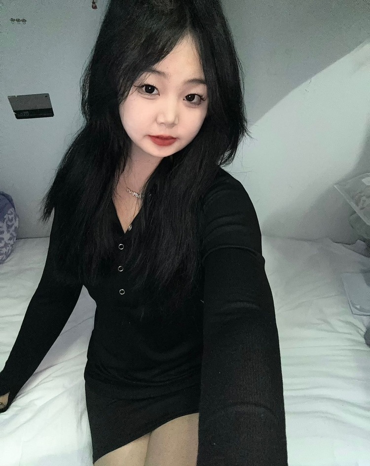 少妍-黑龙江省·鸡西市·密山市-抖音 快手 某红薯-可以通过舞蹈短视频形式在抖音 快手上发布寄拍的服装,价格低可议,希望可以给我一次机会。