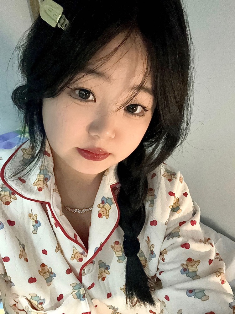 少妍-黑龙江省·鸡西市·密山市-抖音 快手 某红薯-可以通过舞蹈短视频形式在抖音 快手上发布寄拍的服装,价格低可议,希望可以给我一次机会。