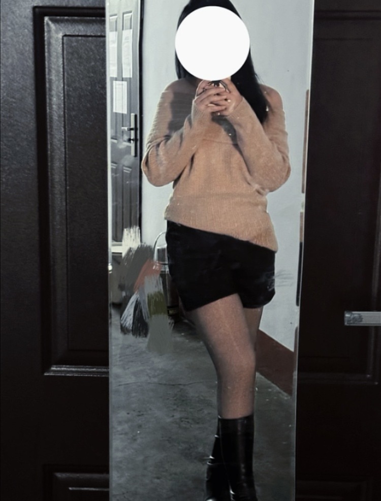 少妍-黑龙江省·鸡西市·密山市-抖音 快手 某红薯-可以通过舞蹈短视频形式在抖音 快手上发布寄拍的服装,价格低可议,希望可以给我一次机会。