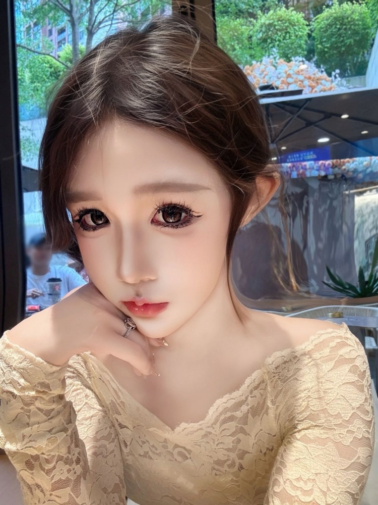 婉婉-广西壮族自治区·南宁市·青秀区--我要接单
¥
200-280～
 穿搭博主，喜欢拍照 拍视频，可接寄拍，送拍，南宁市内可接探店 不是商家勿扰哦