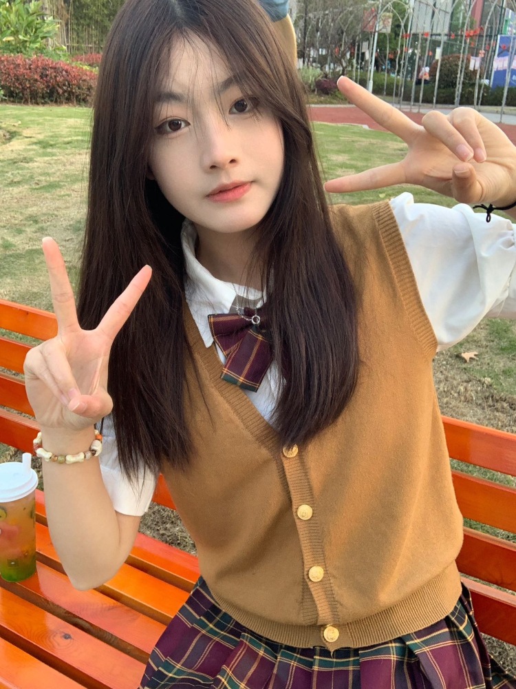 诀别诗-江西省·赣州市·章贡区--女大学生 身高170 体重46 爱拍照 表达能力强 性格开朗活泼可爱