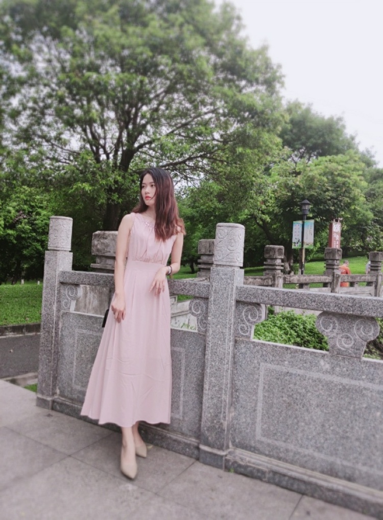 流年笑掷,未来可期-广东省·东莞市·横沥镇--买家秀,爱拍照,会修图,出图认真,可花呗,各种风格!人在东莞!