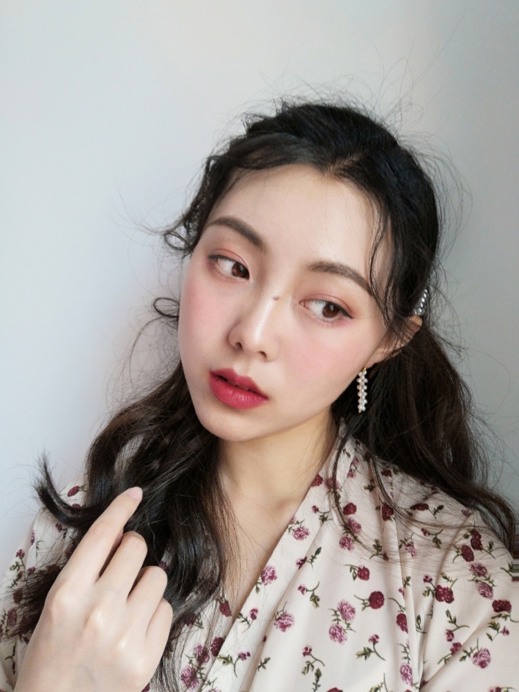 狐小仙``~~-辽宁省·沈阳市·和平区--新单子，耳钉，发卡～很喜欢～
