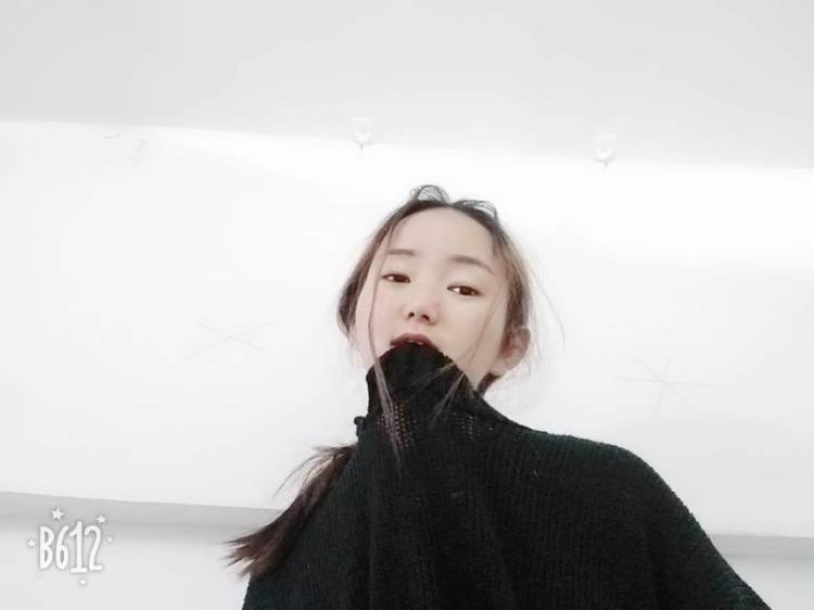 deep-云南省·大理白族自治州·大理市--就爱自拍，，接受买家秀、网拍。。。