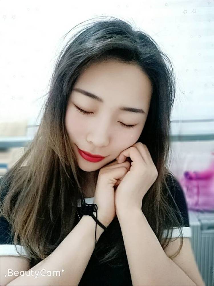 尛小瑶?-陕西省·西安市·碑林区--接寄拍,网拍买家秀。净身高160cm, 体重48kg.