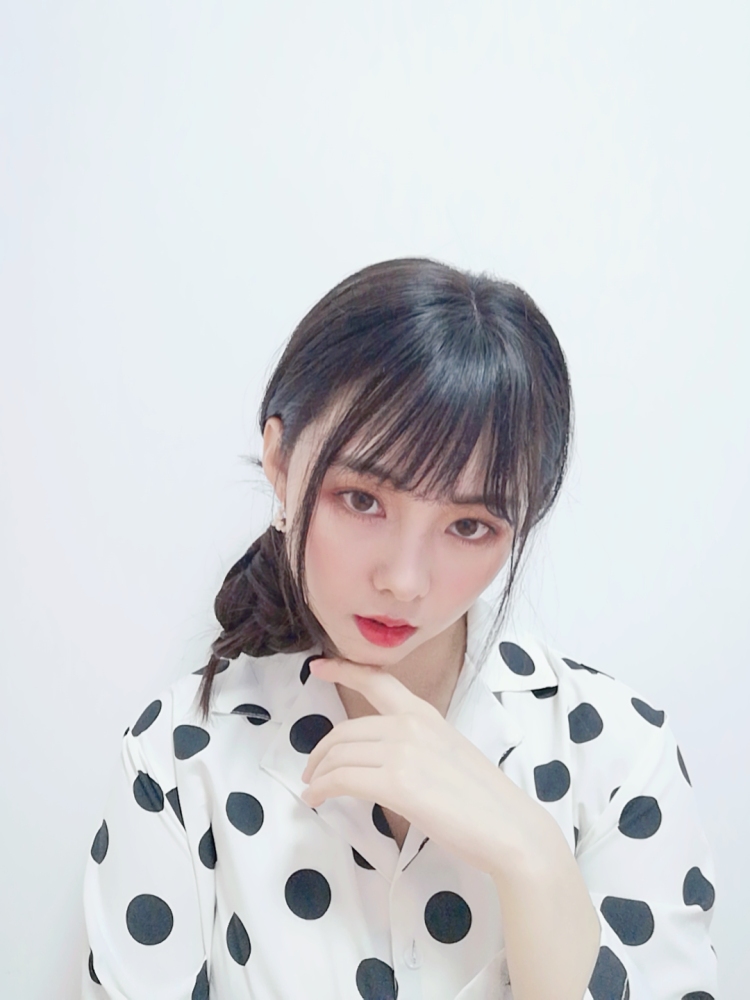 狐小仙``~~-辽宁省·沈阳市·和平区--假发单,还拍了解说视频,不过这里发不了。
ps:(才发现我这次拍摄全是这衬衫,来点衣服的单子吧...)