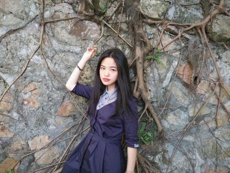 SH晗-广东省·深圳市·南山区--来一组之前拍的寄拍小裙子~第一次接触这个平台想来试试,各位金主爸爸看我吖~可甜可盐,会拍照会p图~不满意可以接受重拍哦~!
