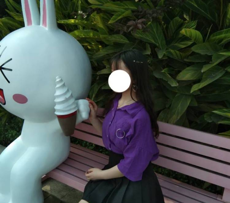 酒半@-重庆市·重庆市·万州区-快手-特别喜欢拍照，什么风格都能驾驭哦