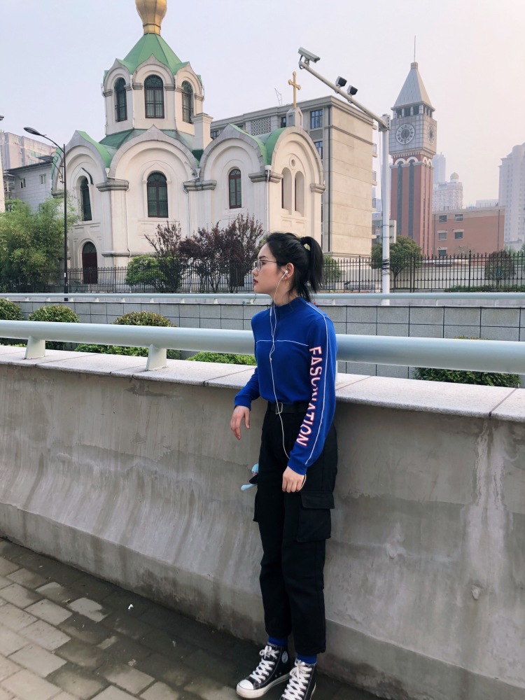 I'm groot-湖北省·武汉市·武昌区--?可驾驭各种风格 ?168cm
?会拍照 有会摄影的朋友 ?出片速度快且效果好 ?会拍细节图 对镜自拍 他拍都OK
♥️可接受修改