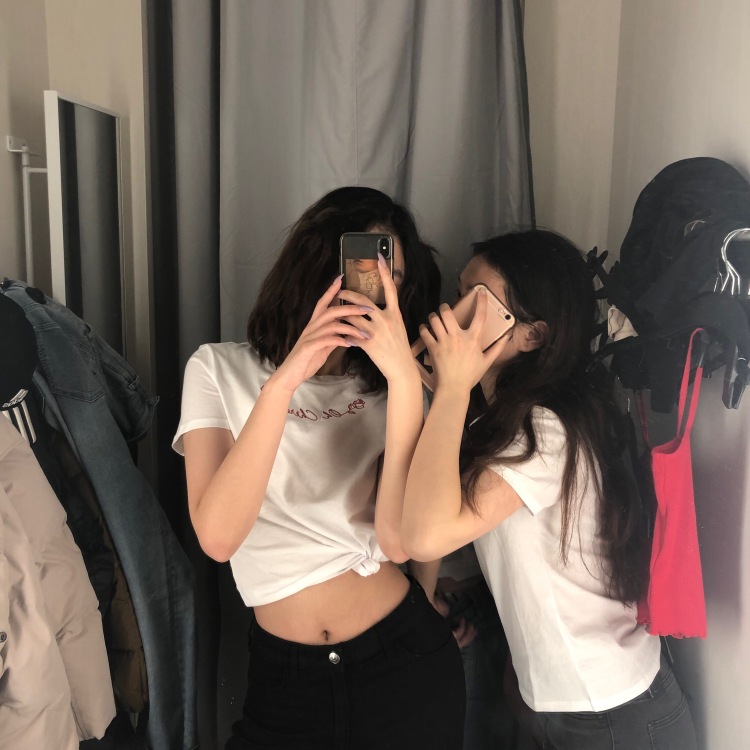 <3-江苏省·南京市·玄武区--热爱拍照穿搭p图 风格任意切换 腿长101cm 找我蟹蟹