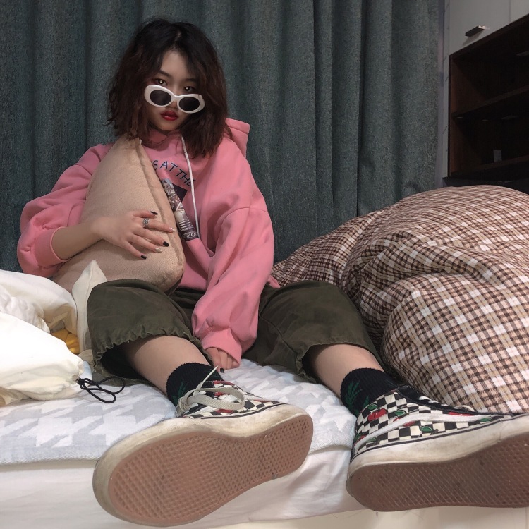 ＜3-江苏省·南京市·玄武区--热爱拍照穿搭p图 风格任意切换 腿长101cm 找我蟹蟹