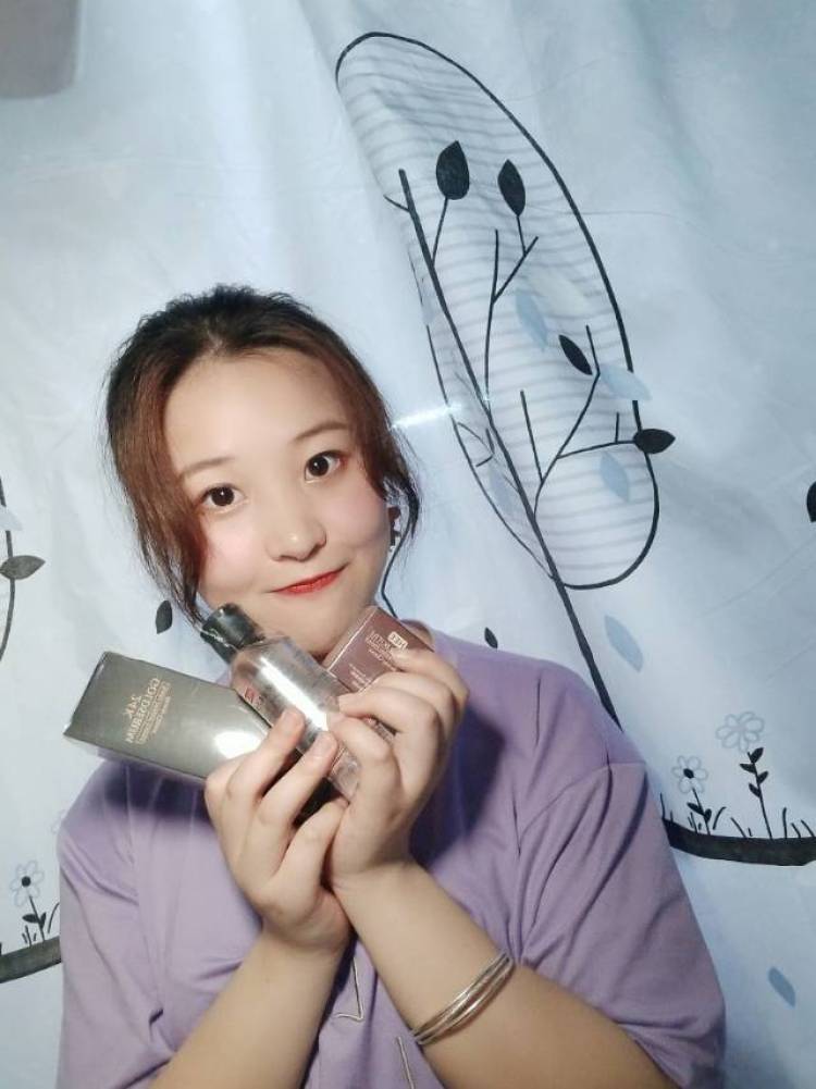 温温-浙江省·杭州市·余杭区--努力减肥中嘻嘻
感谢商家的信任!