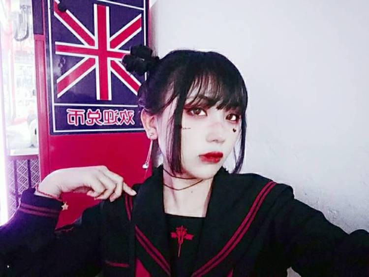 萌希酱-贵州省·铜仁市·印江土家族苗族自治县--可以各种风格