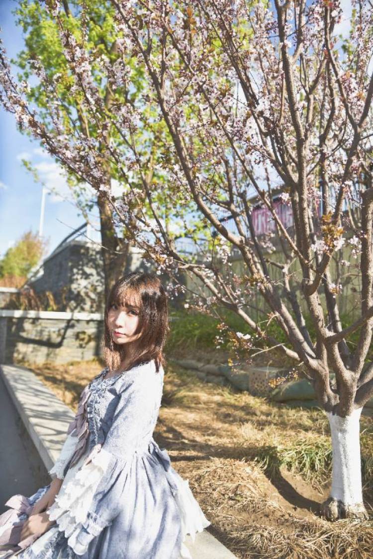栗山同学-北京市·北京市·西城区--本人平时喜欢玩cosplay,且身材形象好气质佳,表现力强,最重要的是有责任心,有诚信。擅长修图,化妆,跳舞。欢迎有需要模特的网店约拍~谢谢