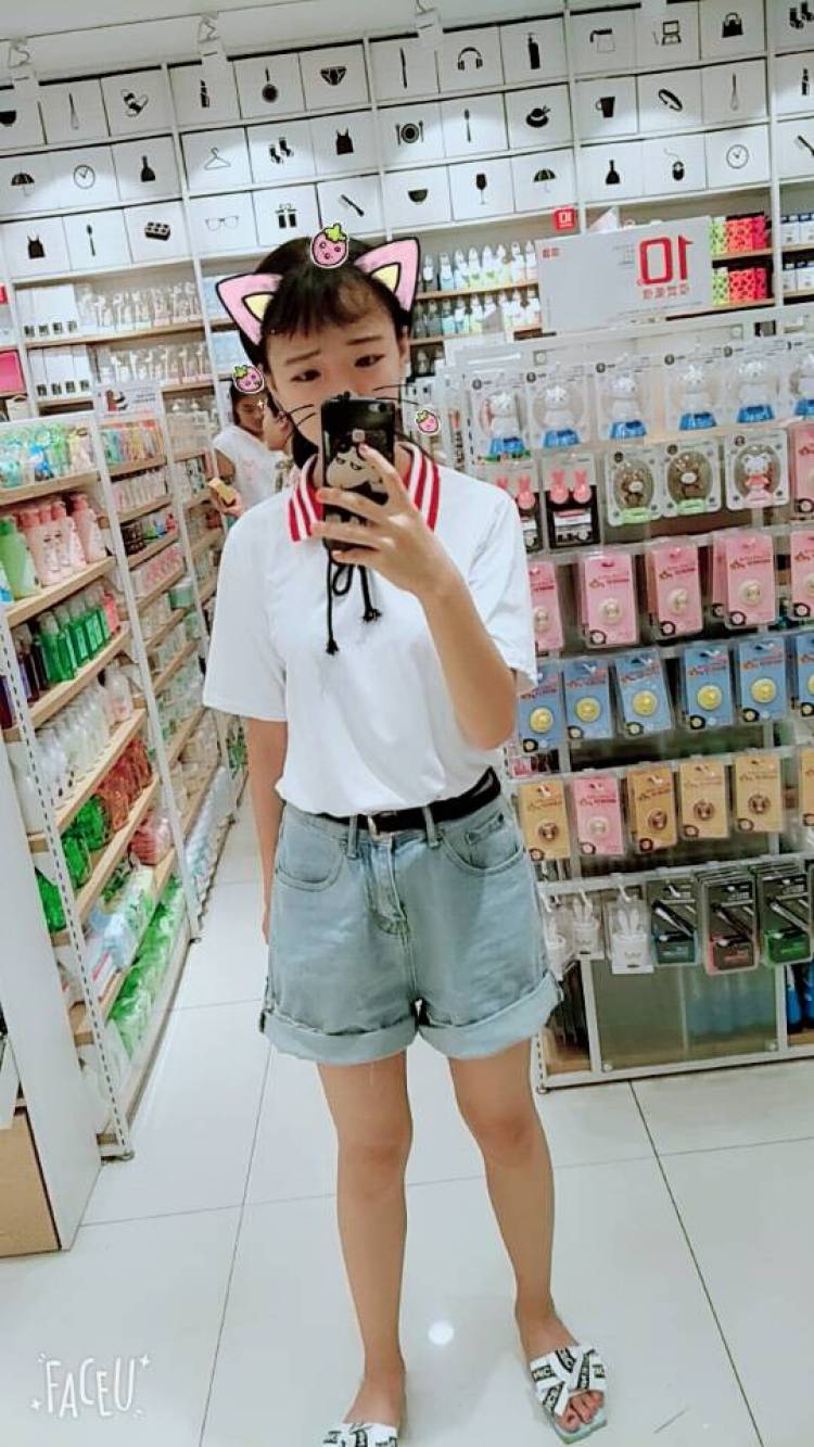 XIN-吉林省·长春市·绿园区--重要的是喜欢自拍，可以接受买家秀 寄拍 免费试用等 会按照商家的要求完成任务，接受重拍，商家满意为此，认真对待每一件事是我的态度，希望给新人一个机会，不懂的还请多多关照