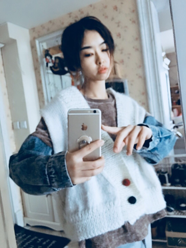 N&Y-辽宁省·沈阳市·和平区--喜欢拍照化妆,可以接受服饰化妆品,街拍
