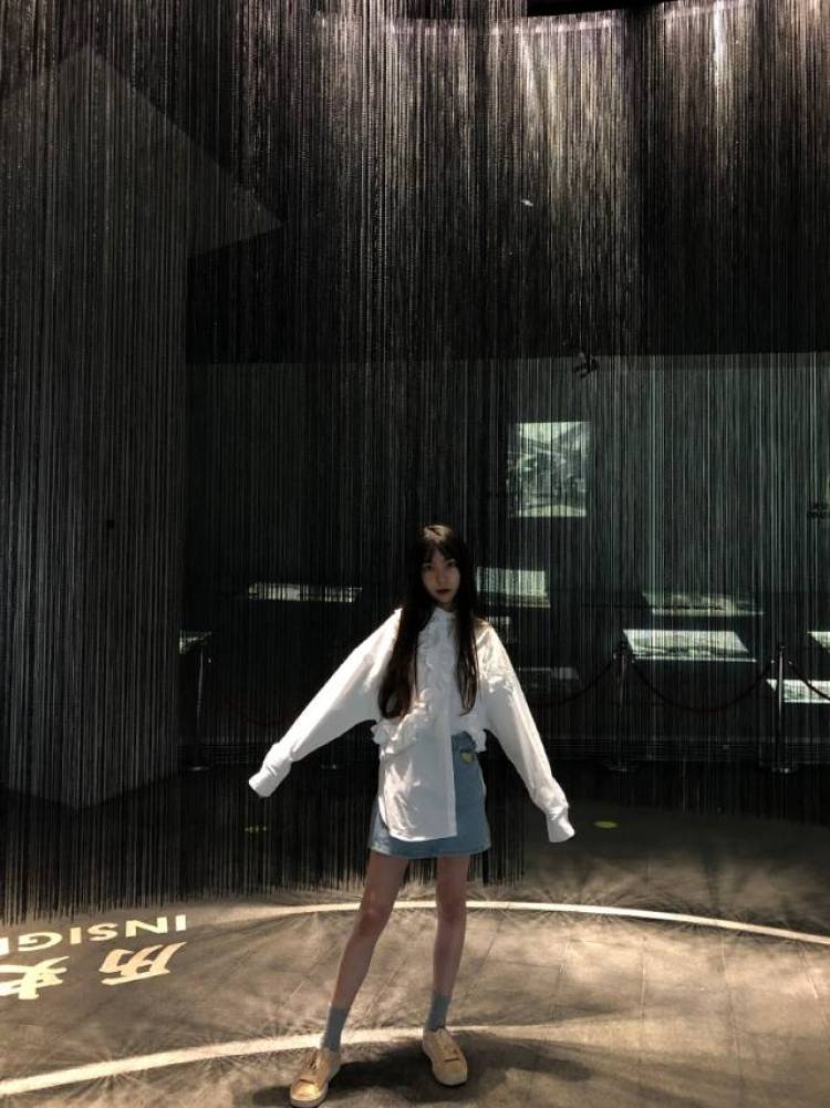qq-湖北省·武汉市·江夏区--甜美风暗黑风的服装我都可以驾驭 168 81斤