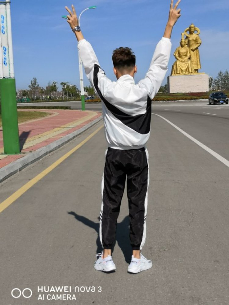 vRn-内蒙古自治区·包头市·青山区--网拍，学生，身高181体重120，可长期