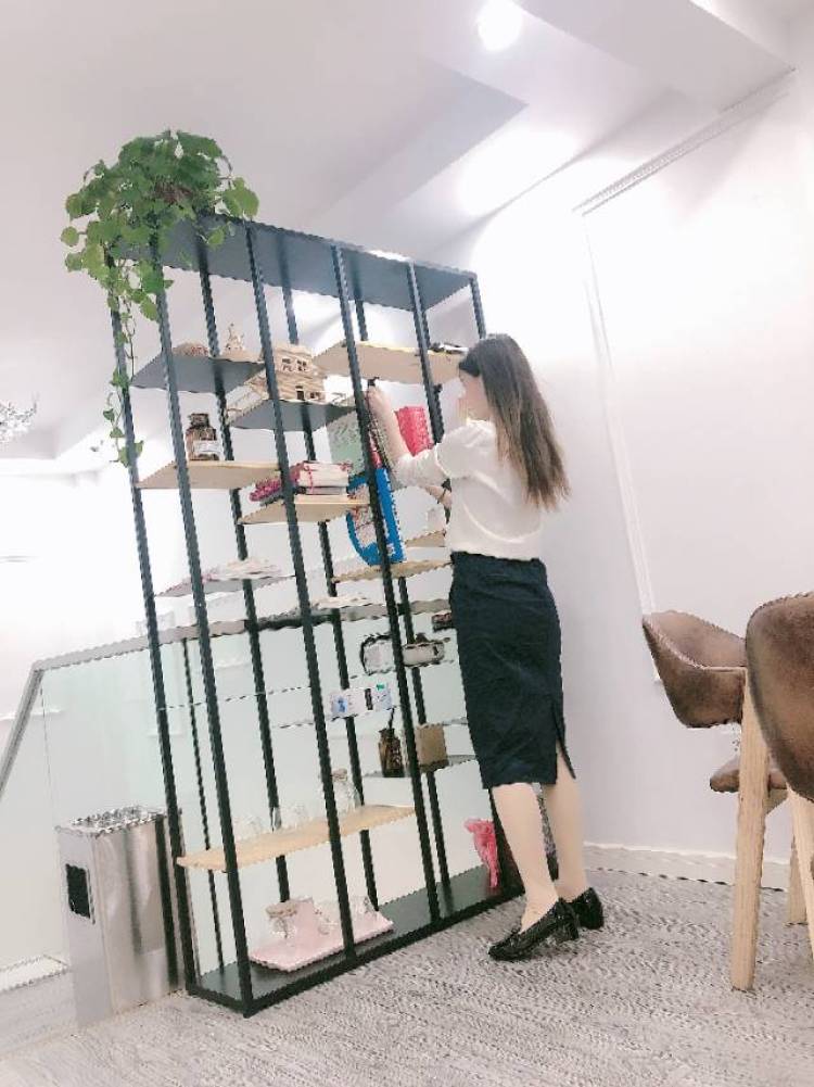 小千婷-广东省·深圳市·罗湖区--哀家的小仙女那么多难道怕没人找