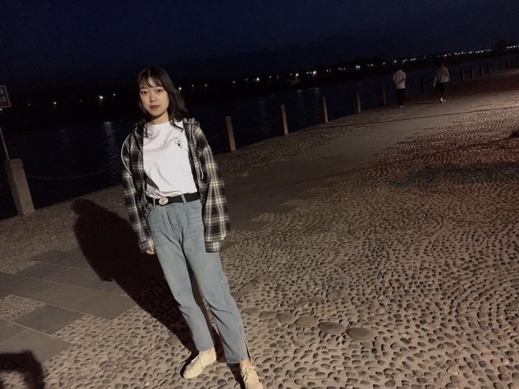 Yvette-陕西省·西安市·长安区--买家秀拍照 会修图会拍照 风格多样 出图快