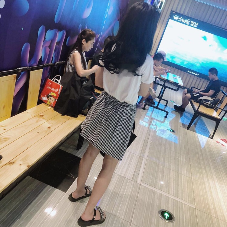 ?-福建省·福州市·鼓楼区--比较喜欢自拍 半身照自拍可爱性感都可以 快来找我拍吧~