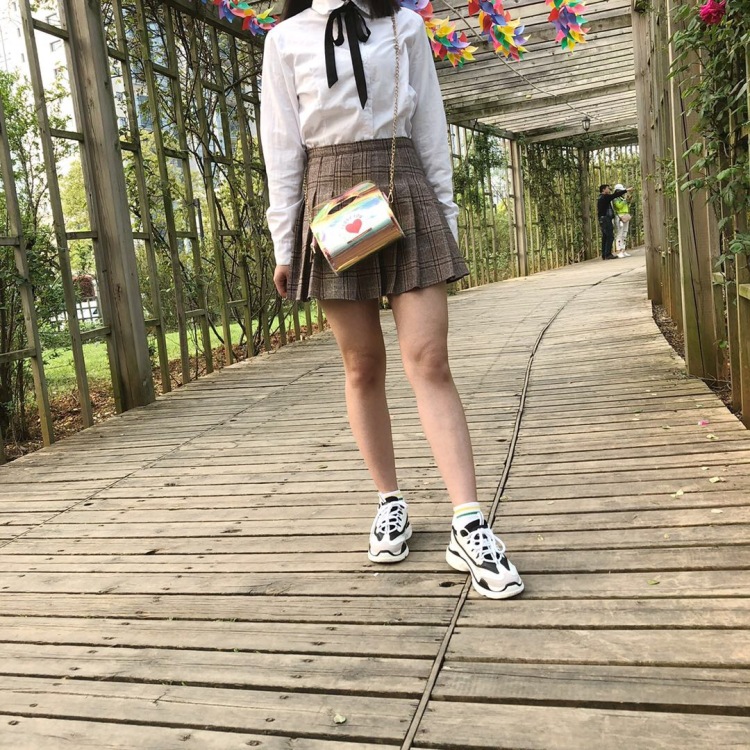 ?-福建省·福州市·鼓楼区--比较喜欢自拍 半身照自拍可爱性感都可以 快来找我拍吧～