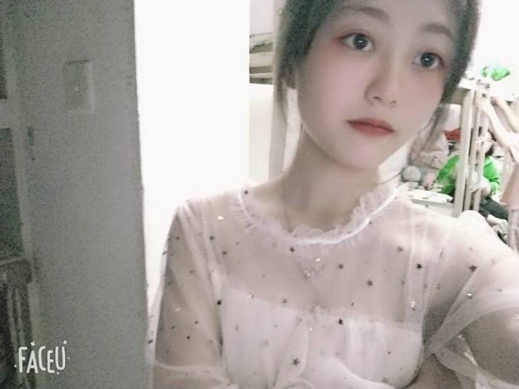 优秀。-四川省·成都市·武侯区--学生党，想要一点零花钱。网拍就好