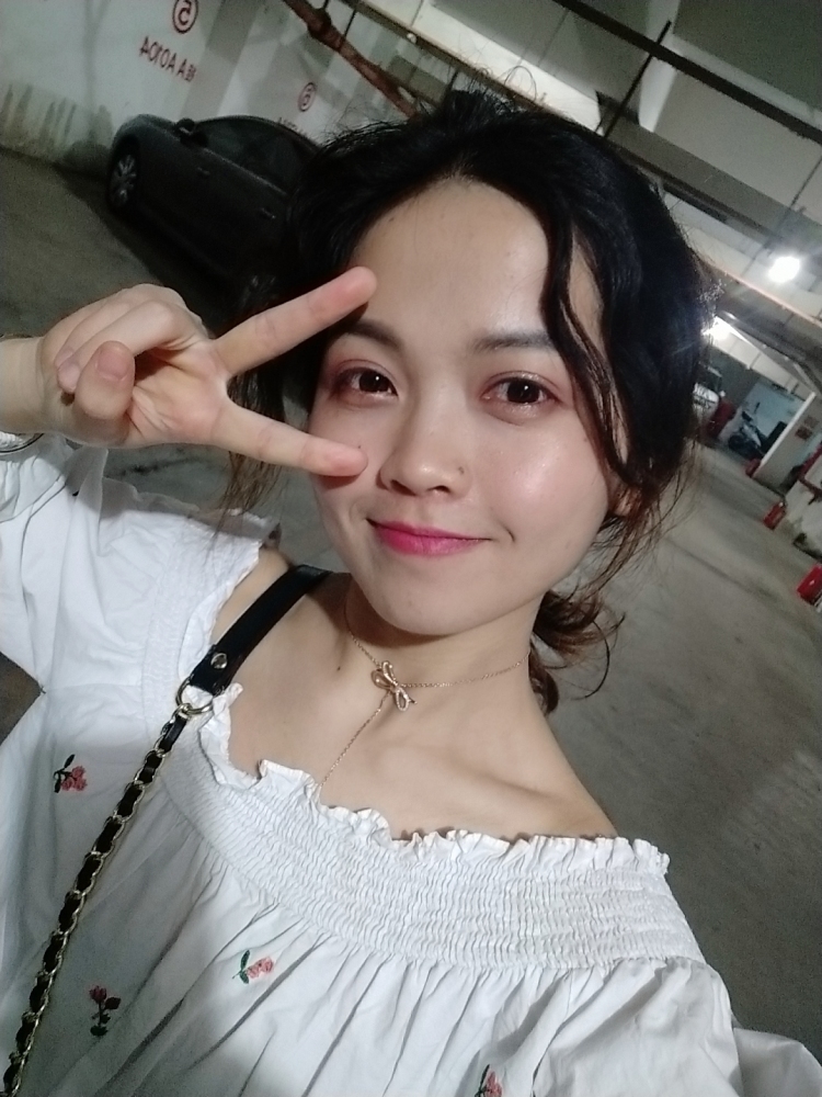 房东的猫-广西壮族自治区·南宁市·西乡塘区--可寄拍,在线约!
会唱歌? 会舞蹈,会拍照