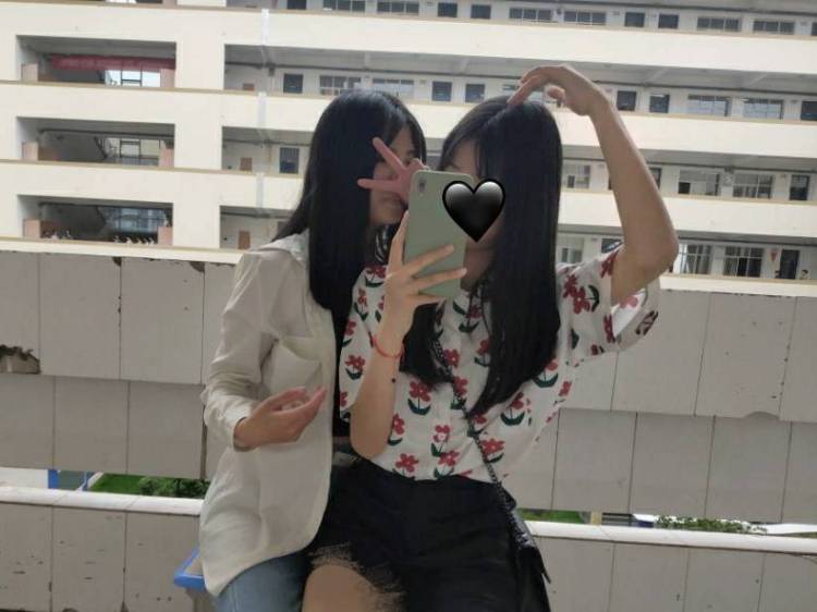 过分温柔-江西省·新余市·渝水区--接寄拍!p图好❗有金牌摄像师❗伙伴多,闺蜜装、情侣装什么都可以!,我没新衣服拍照片发快手了!佣金不高两块钱以上七块钱以下就?