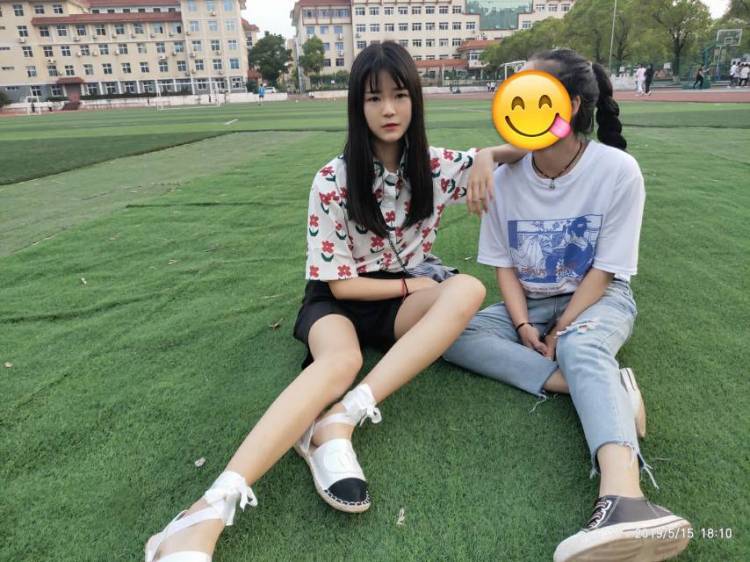 过分温柔-江西省·新余市·渝水区--接寄拍!p图好❗有金牌摄像师❗伙伴多,闺蜜装、情侣装什么都可以!,我没新衣服拍照片发快手了!佣金不高两块钱以上七块钱以下就?