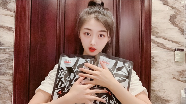 王女士-浙江省·杭州市·滨江区-抖音-专业买家秀,美食拍摄,看着就想买,模特资源上万,欢迎各位需要优质买家秀的商家合作