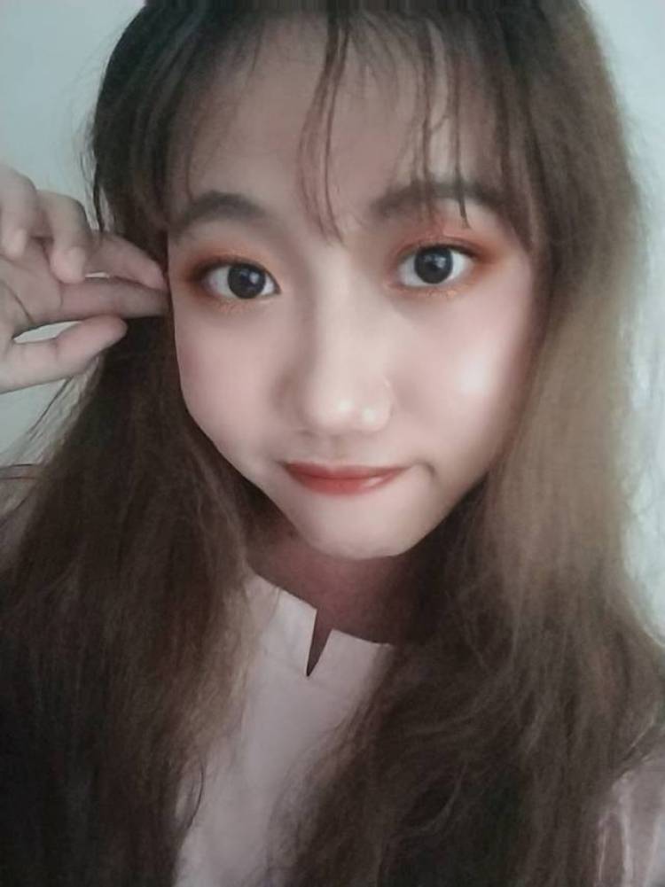 HHHhmc?-广东省·广州市·海珠区--美瞳秀~169 50 擅长拍照