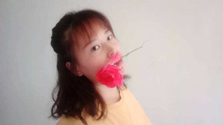 丫丫-北京市·北京市·大兴区--自拍几张臭美