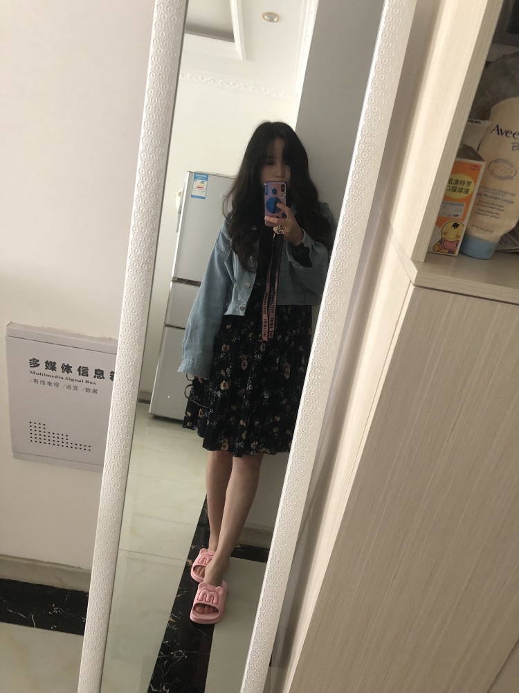 婷婷-四川省·成都市·金堂县--新人接单,不满意拍到你满意,汉服,国风童装,中老年装都可以