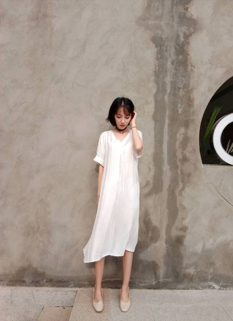 EliauK-重庆市·重庆市·江北区--接买家秀,寄拍送拍均可。
本人身高166cm,体重44kg。