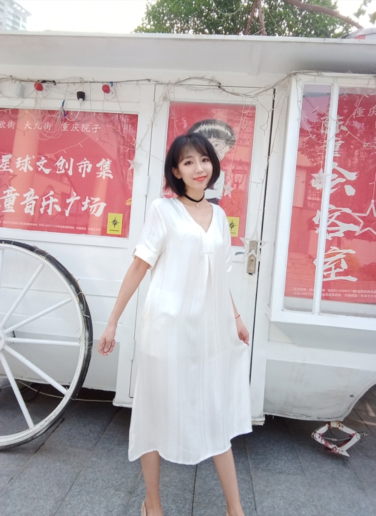 EliauK-重庆市·重庆市·江北区--接买家秀,寄拍送拍均可。
本人身高166cm,体重44kg。