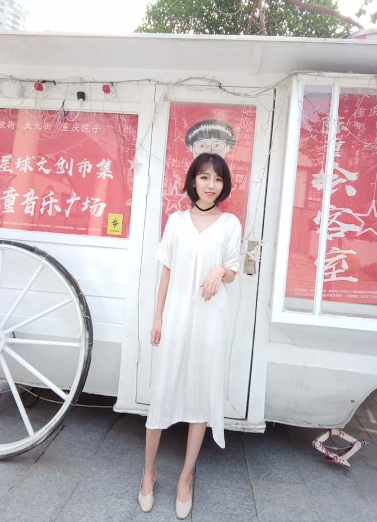 EliauK-重庆市·重庆市·江北区--接买家秀,寄拍送拍均可。
本人身高166cm,体重44kg。