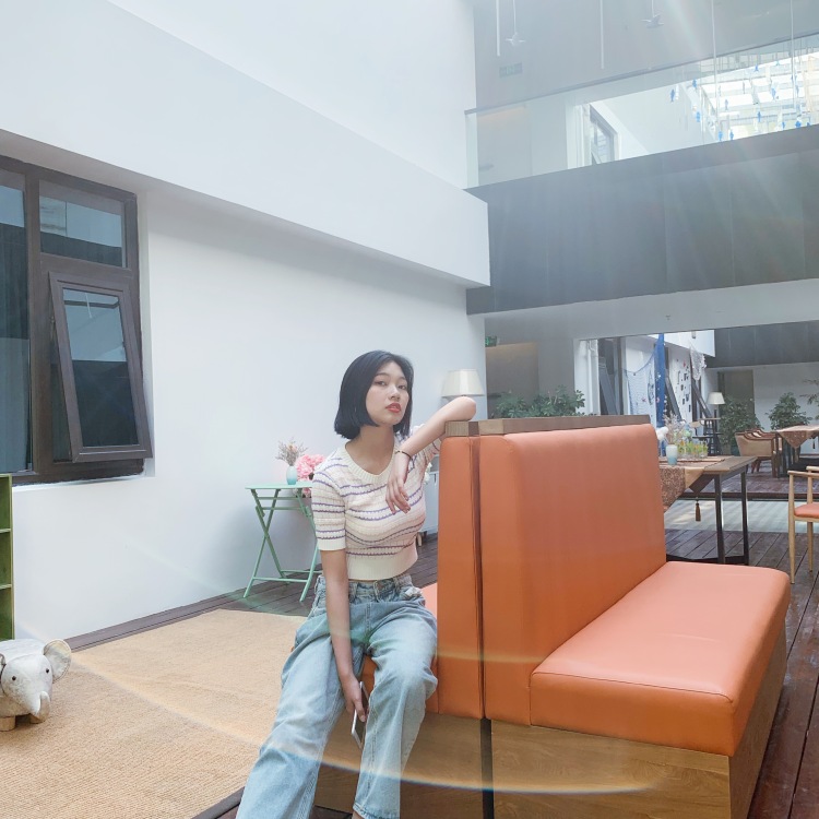 戴昳梦梦梦-江苏省·南京市·六合区--生活照 日常拍妹妹 典型的衣架子 什么风格都能驾驭
