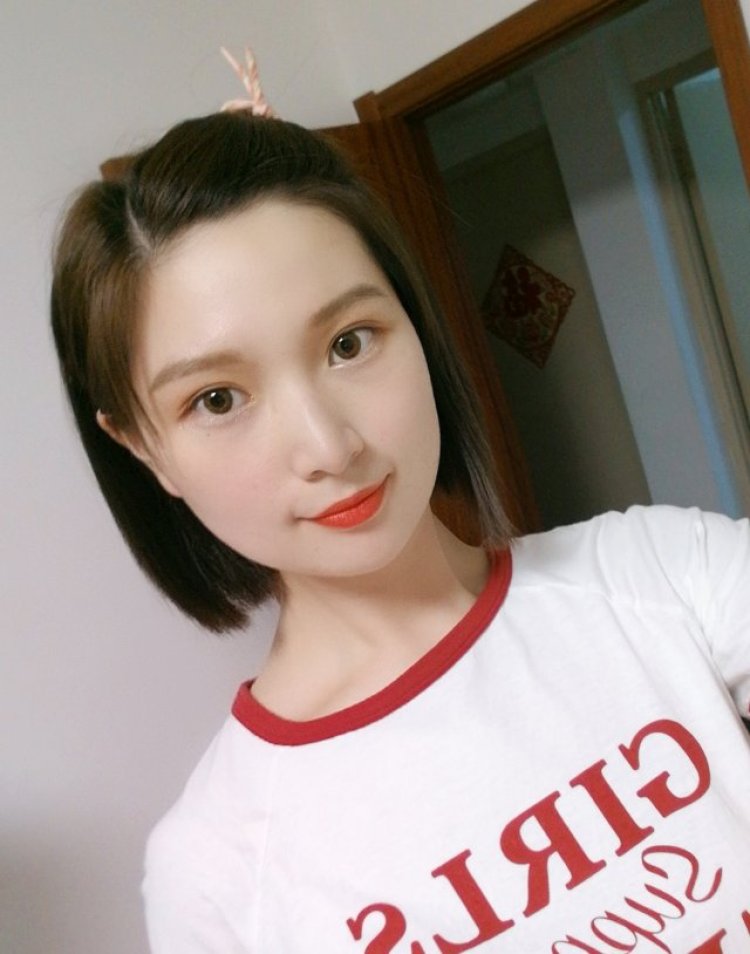 小只的小呆-上海市·上海市·浦东新区--可以驾驭各种风格,可甜可闲,可爱成熟风格都可以