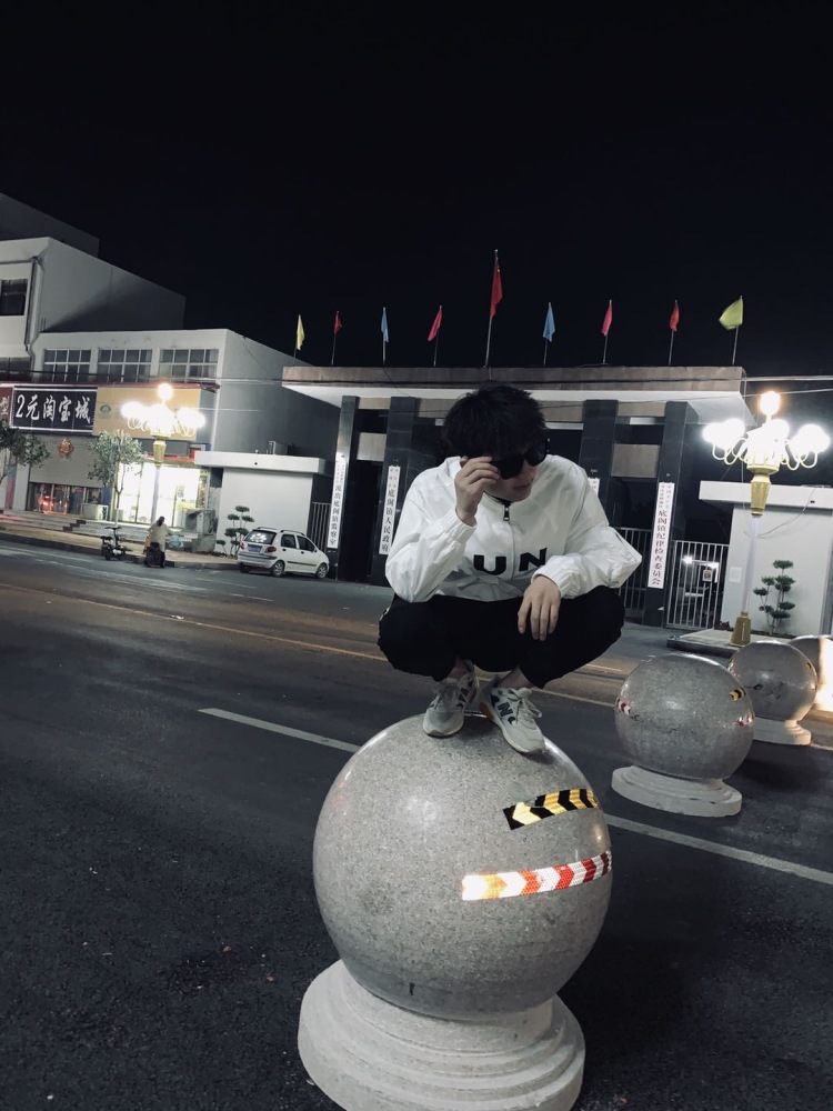 He longYao-山东省·枣庄市·峄城区--emmm…我要说什么…