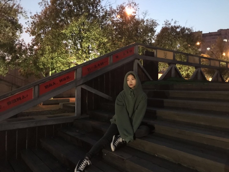 Dad.-湖南省·株洲市·芦淞区--这都是日常的一些自拍，想做网拍吖