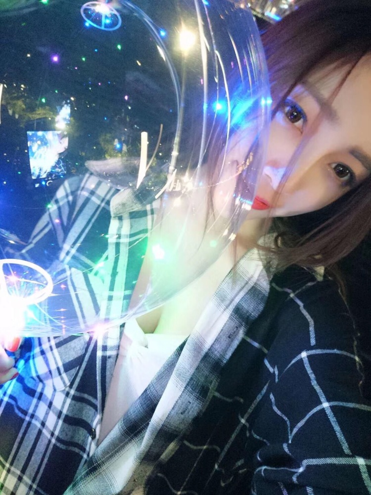 ?-上海市·上海市·静安区--要是能放动图就好了
前几天买的衣服