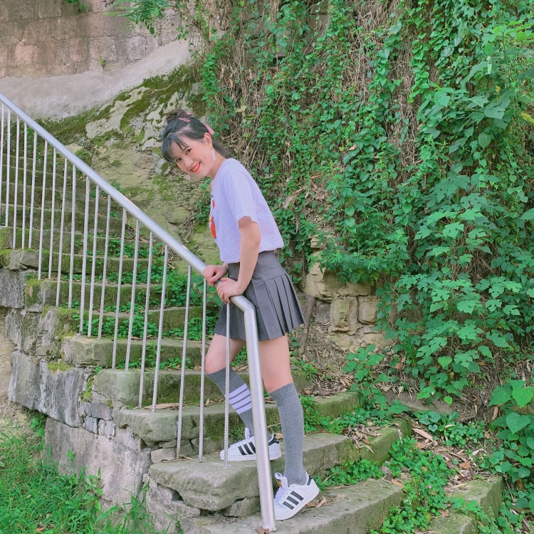 小凌老师-四川省·内江市·资中县--喜欢美美的衣服，美美的照片❤️