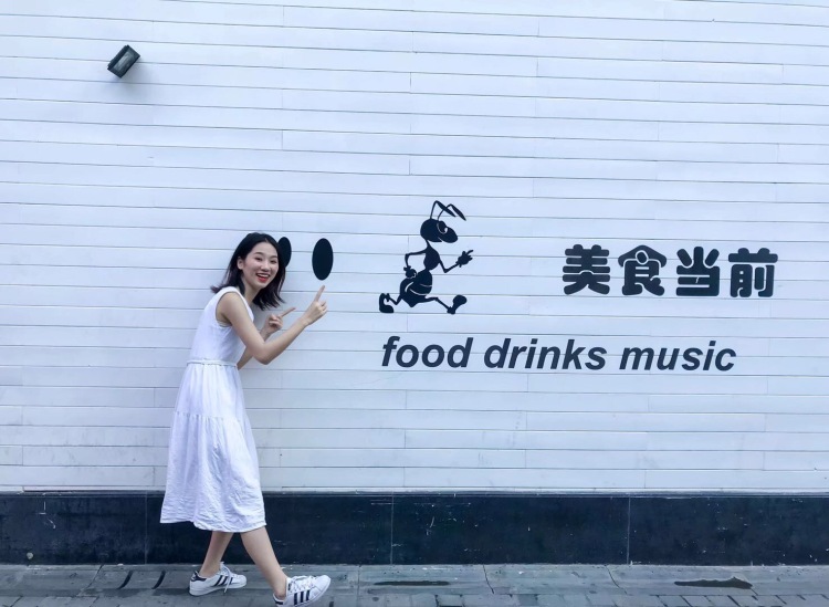 Ohh-广东省·广州市·天河区--白色连衣裙拍摄