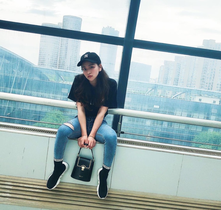 乌喀喀-浙江省·杭州市·滨江区-抖音-长期接网拍,出图认真,做事负责